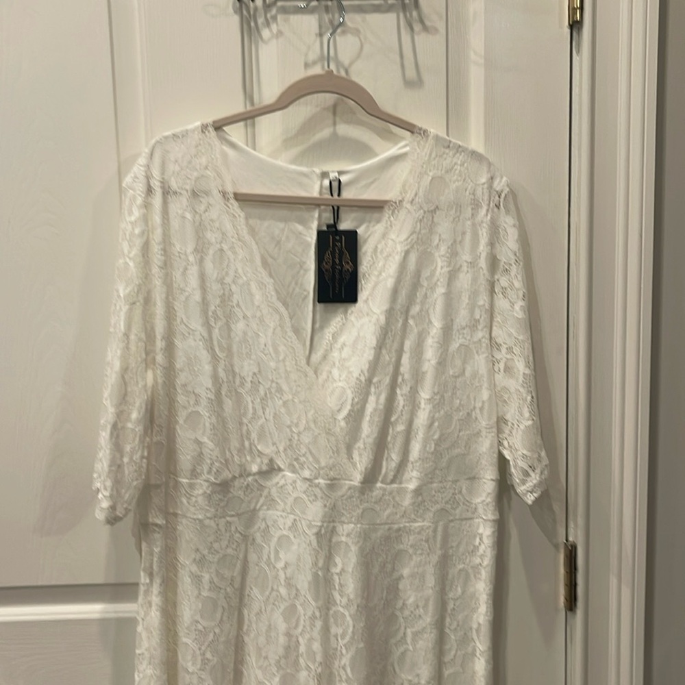Plus Size White Lace Dress, NWT